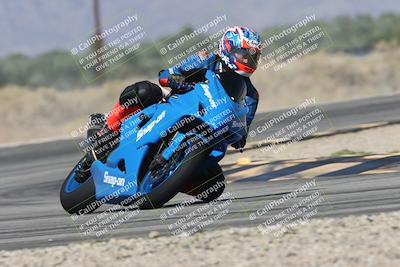 media/Oct-13-2025-Moto Forza (Mon) [[a66d839500]]/3-B Group/Session 3 (Turn 16)/